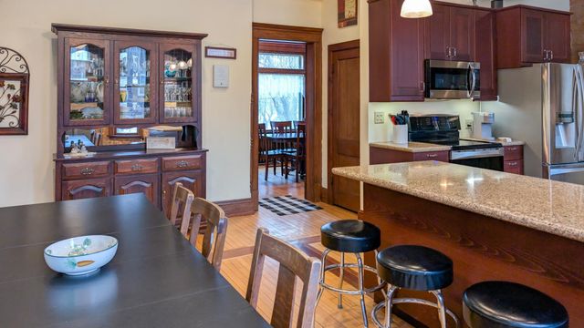 310 N Washington Avenue, Albert Lea, MN 56007