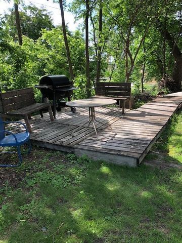 310 N Washington Avenue, Albert Lea, MN 56007