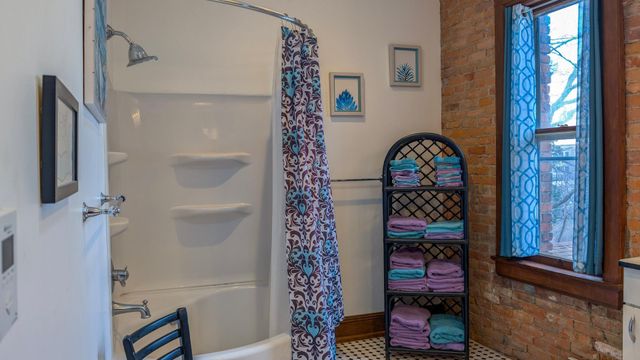 310 N Washington Avenue, Albert Lea, MN 56007