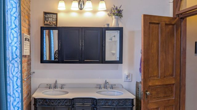 310 N Washington Avenue, Albert Lea, MN 56007