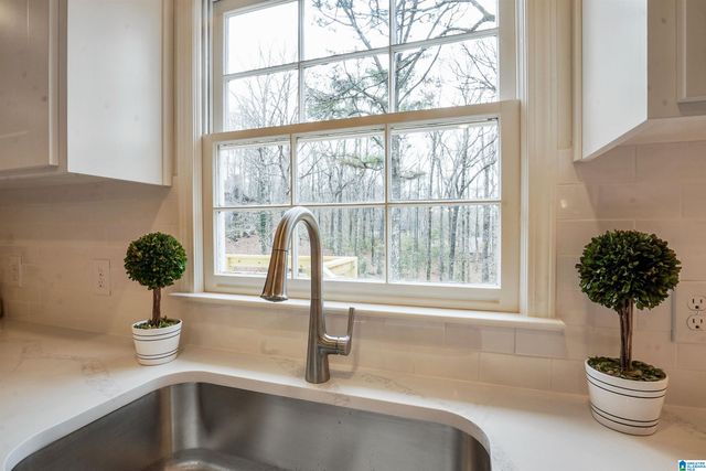 1700 WHITE OAK PLACE, Hoover, AL 35244