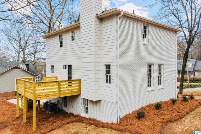 1700 WHITE OAK PLACE, Hoover, AL 35244