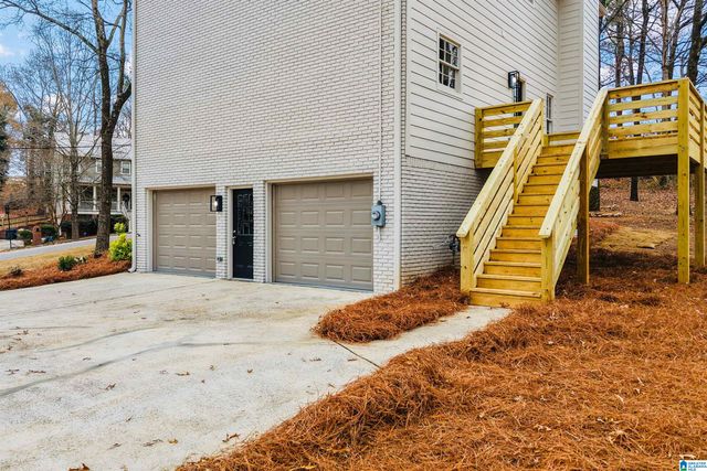 1700 WHITE OAK PLACE, Hoover, AL 35244