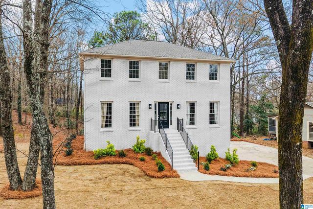 1700 WHITE OAK PLACE, Hoover, AL 35244