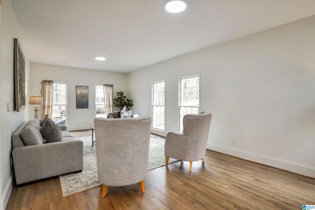 1700 WHITE OAK PLACE, Hoover, AL 35244