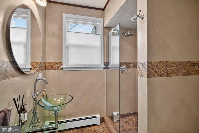 18 EGGERS ST, East Brunswick, NJ 08816