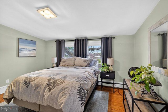 18 EGGERS ST, East Brunswick, NJ 08816