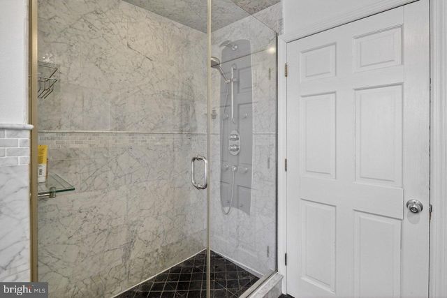 18 EGGERS ST, East Brunswick, NJ 08816