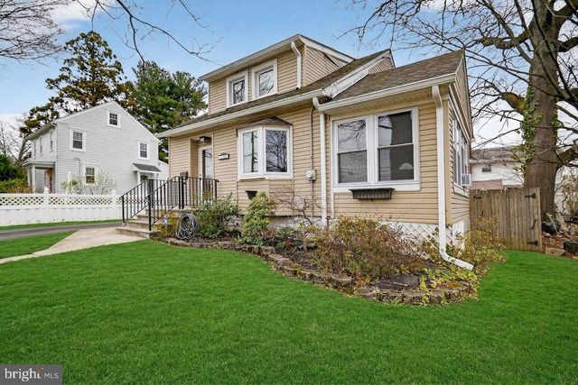 18 EGGERS ST, East Brunswick, NJ 08816