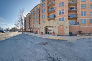 9530 Cook Avenue 414, Oak Lawn, IL 60453