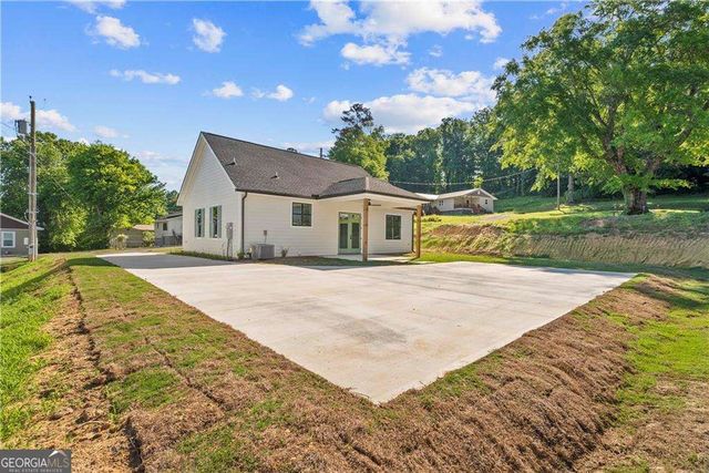 55 Old Water Works Road, Calhoun, GA 30701