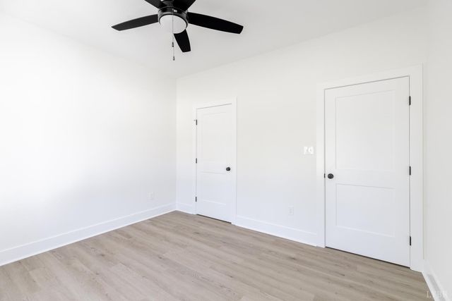2404 Twin Lake Dr, Bedford, VA 24523