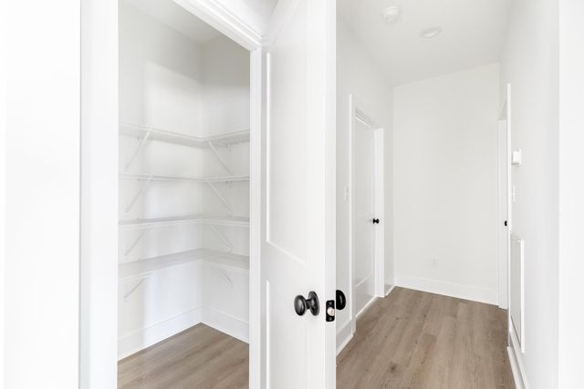 2404 Twin Lake Dr, Bedford, VA 24523