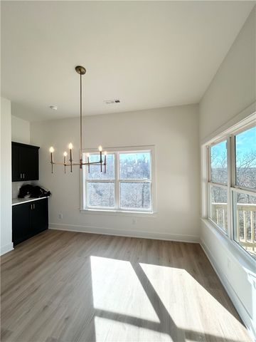 33 Buckland Lane, Bella Vista, AR 72715