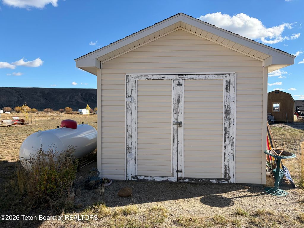 14 ORIOLE Lane, Boulder, WY 82923 photo 3