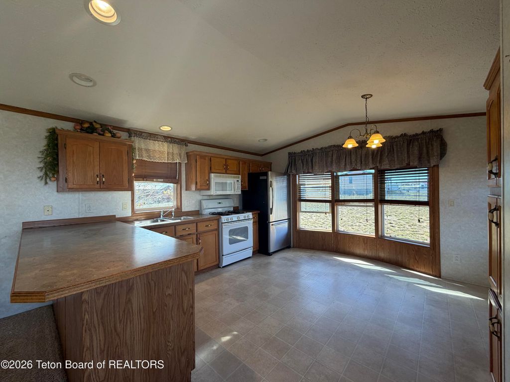 14 ORIOLE Lane, Boulder, WY 82923 photo 5