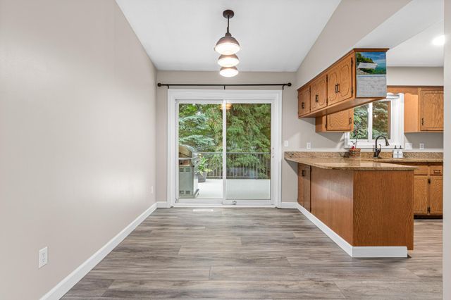 7170 Grangeview N, Centerville, MN 55038