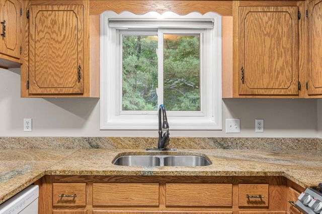 7170 Grangeview N, Centerville, MN 55038