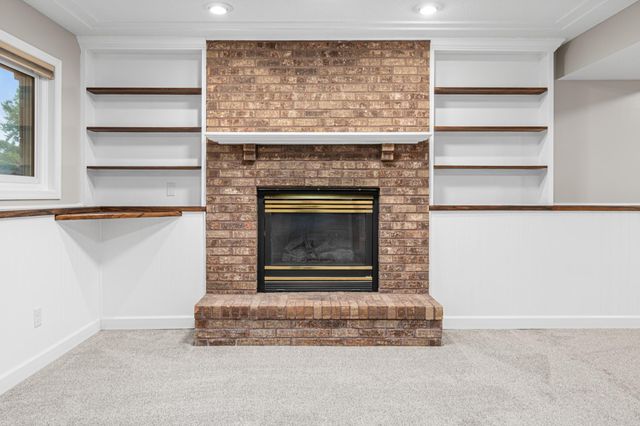 7170 Grangeview N, Centerville, MN 55038