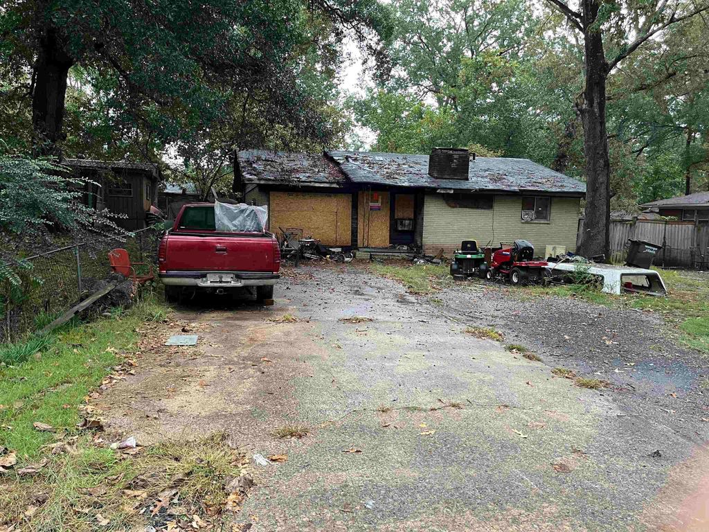 118 Borroughs Road, Jacksonville, AR 72076