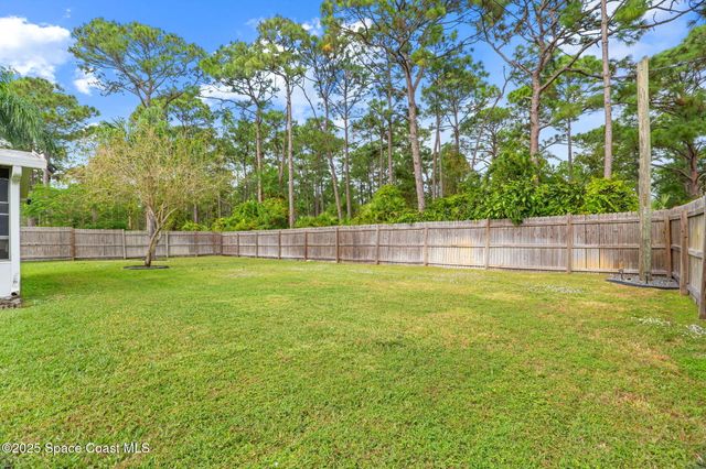 999 Emerald Road SE, Palm Bay, FL 32909