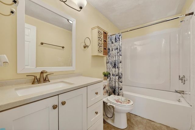 2970 Mendon Road Road 51, Cumberland, RI 02864