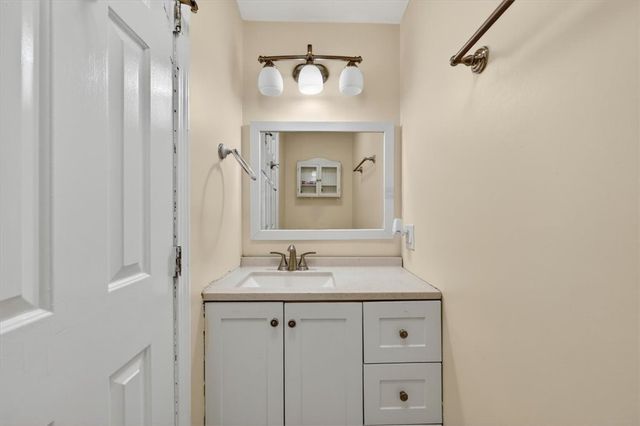 2970 Mendon Road Road 51, Cumberland, RI 02864