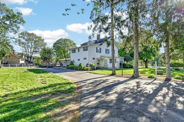 2970 Mendon Road Road 51, Cumberland, RI 02864