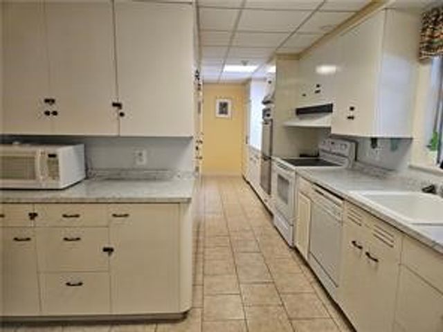 2970 Mendon Road Road 51, Cumberland, RI 02864