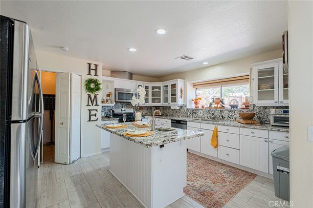 61070 Esparta, Desert Hot Springs, CA 92282