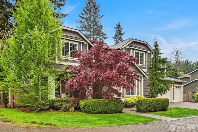 8718 124TH Avenue NE, Kirkland, WA 98033
