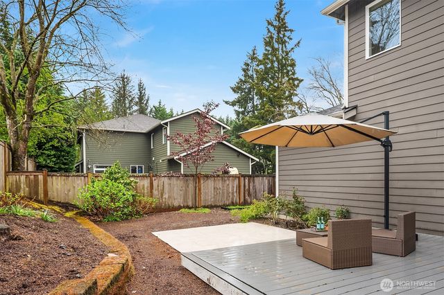 8718 124TH Avenue NE, Kirkland, WA 98033