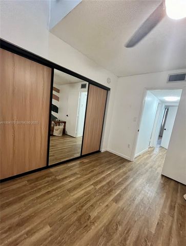 1750 W 56th St 211, Hialeah, FL 33012