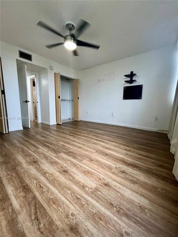 1750 W 56th St 211, Hialeah, FL 33012