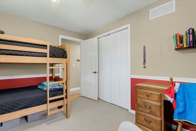 55215 Caldwell Drive, Osceola, IN 46561