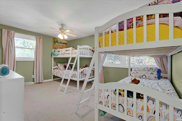 55215 Caldwell Drive, Osceola, IN 46561