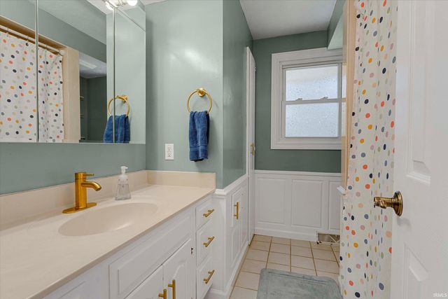 55215 Caldwell Drive, Osceola, IN 46561