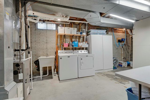 55215 Caldwell Drive, Osceola, IN 46561