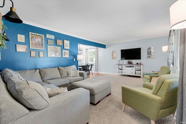 55215 Caldwell Drive, Osceola, IN 46561