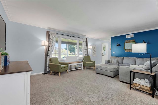 55215 Caldwell Drive, Osceola, IN 46561