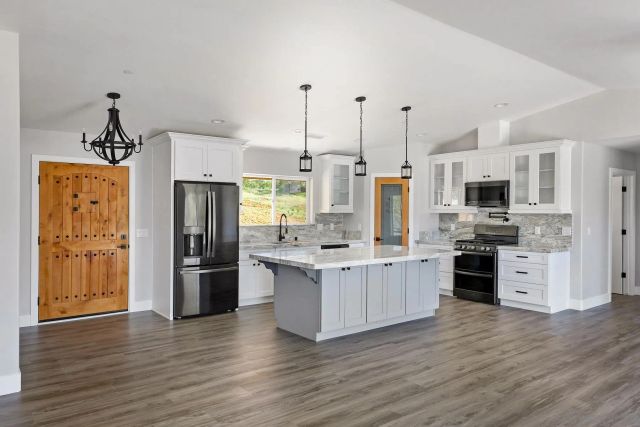 15670 Fruitvale Rd, Valley Center, CA 92082