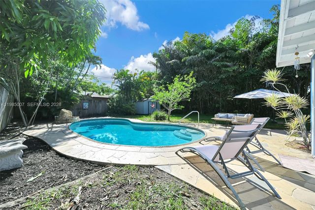 1328 N Andrews Ave, Fort Lauderdale, FL 33311