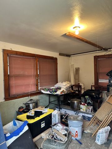 1842 N Estelle, Wichita, KS 67214