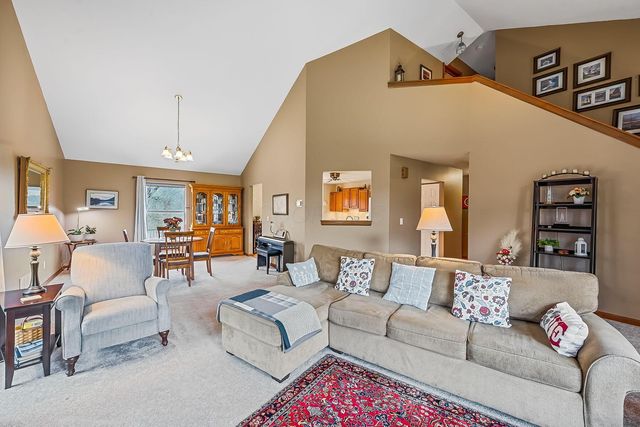 974 Berlin Station Road, Delaware, OH 43015