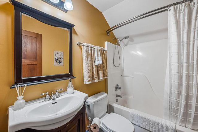 974 Berlin Station Road, Delaware, OH 43015