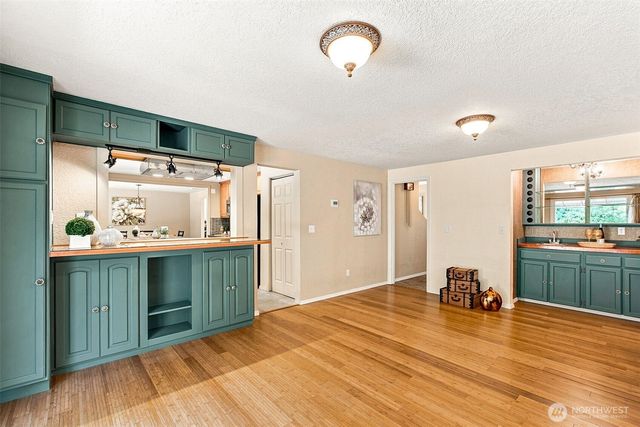 28222 183rd Avenue SE, Kent, WA 98042