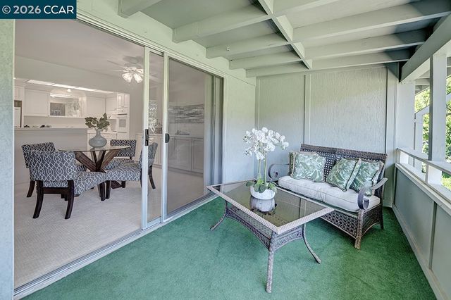 3136 Tice Creek Dr 5, Walnut Creek, CA 94595