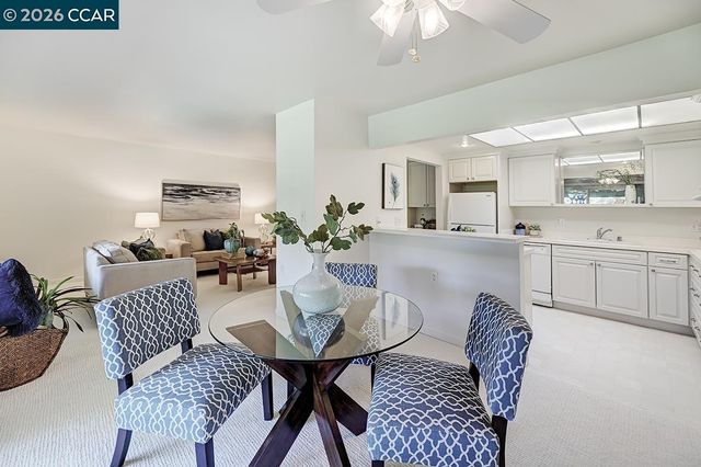 3136 Tice Creek Dr 5, Walnut Creek, CA 94595