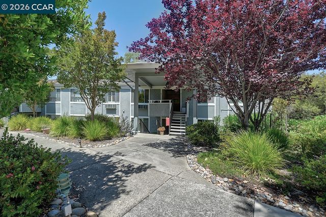 3136 Tice Creek Dr 5, Walnut Creek, CA 94595