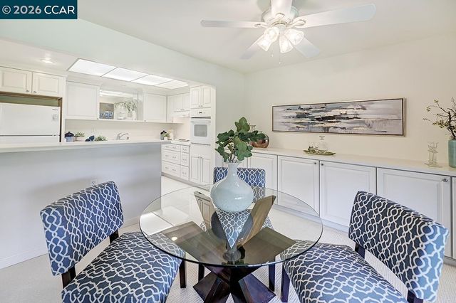 3136 Tice Creek Dr 5, Walnut Creek, CA 94595